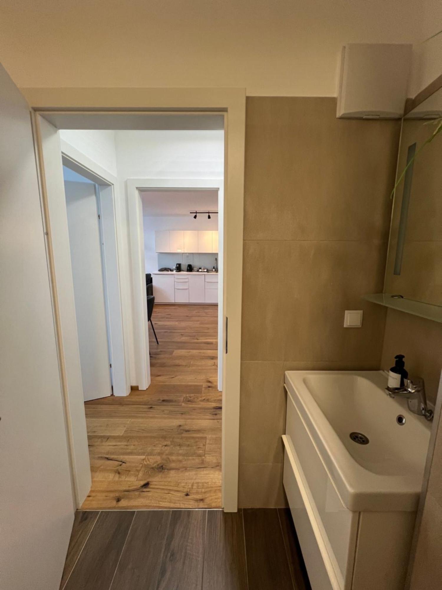 Urban Jungle Apartment Next To Prater & Old Town Βιέννη Εξωτερικό φωτογραφία